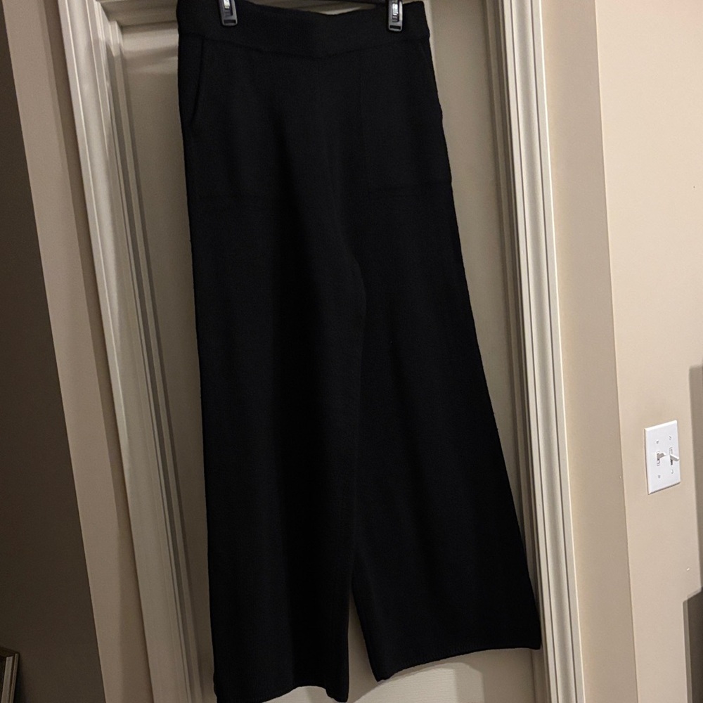 Black Wide-Leg Pants sweater like material women’s size large